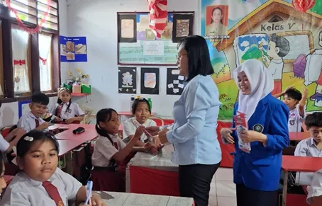 Edukasi dihadapan siswa